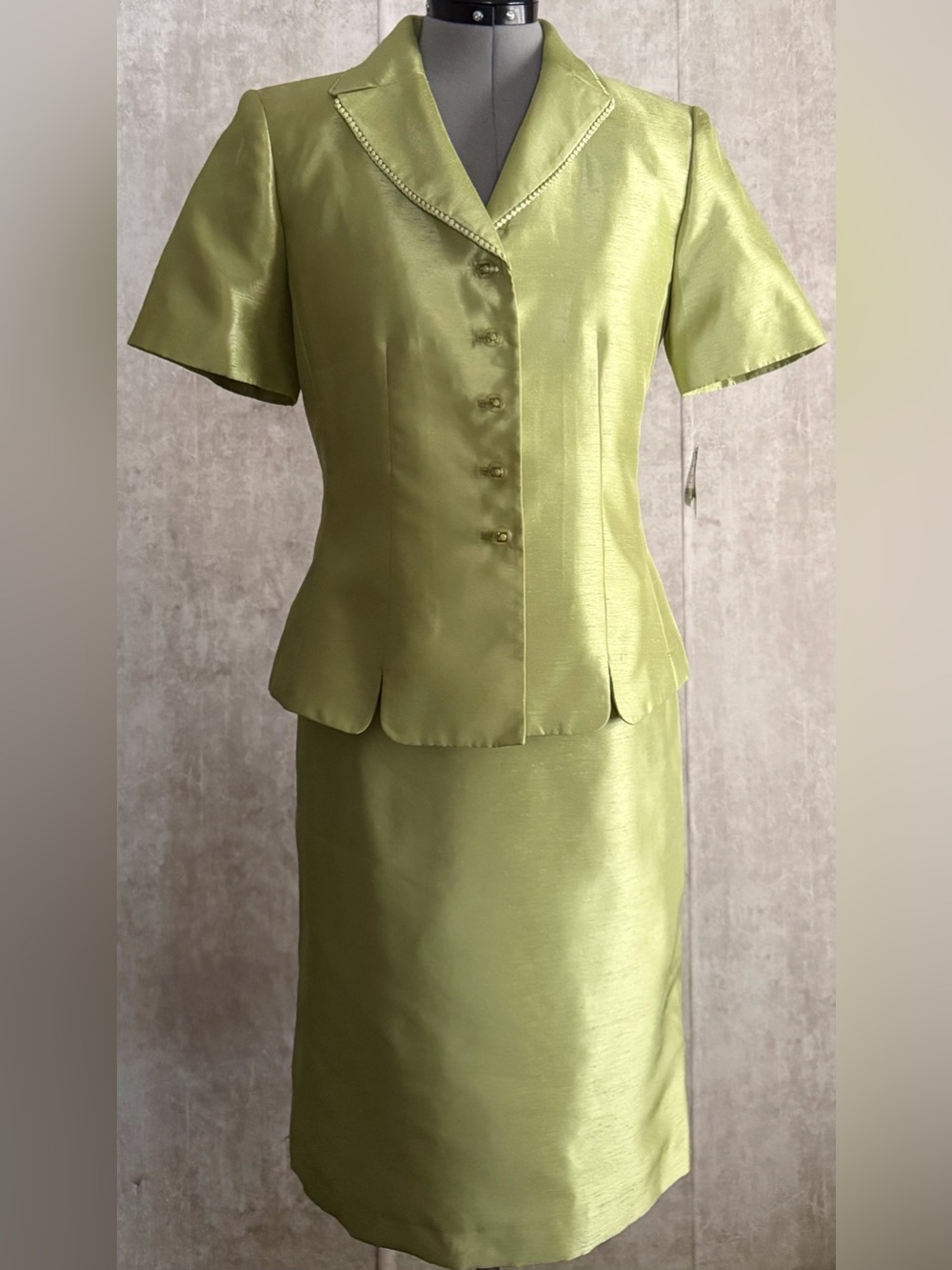 NWT Kasper Sz 8 Lime Green Skirt Suit Set 2pc Jacket Formal Church Wedding Dress